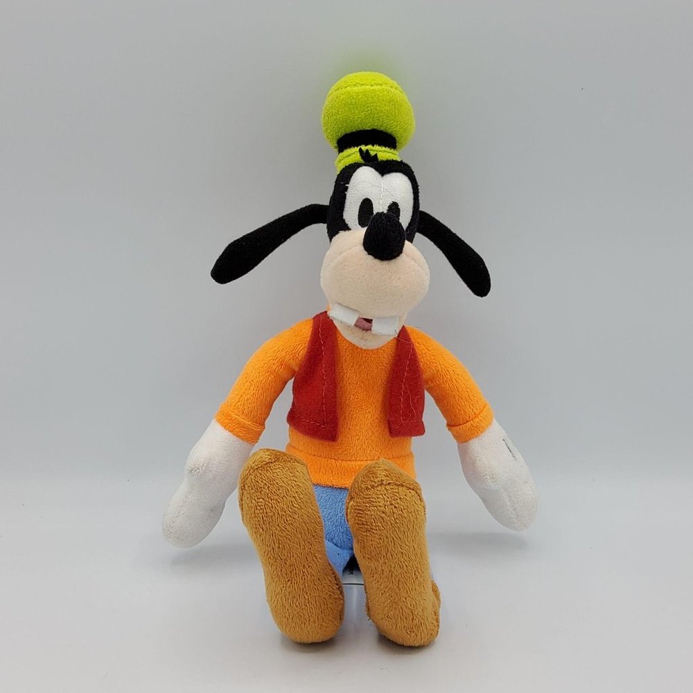 Disney Goofy plush doll